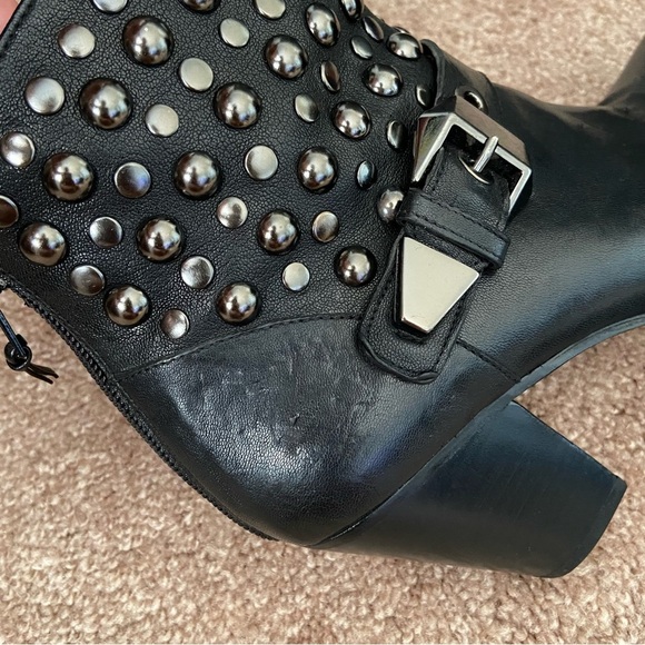 Stuart Weitzman City Slicker Studded Leather Ankle Boots size 7.5, 3” MSRP $395 - Picture 5 of 15